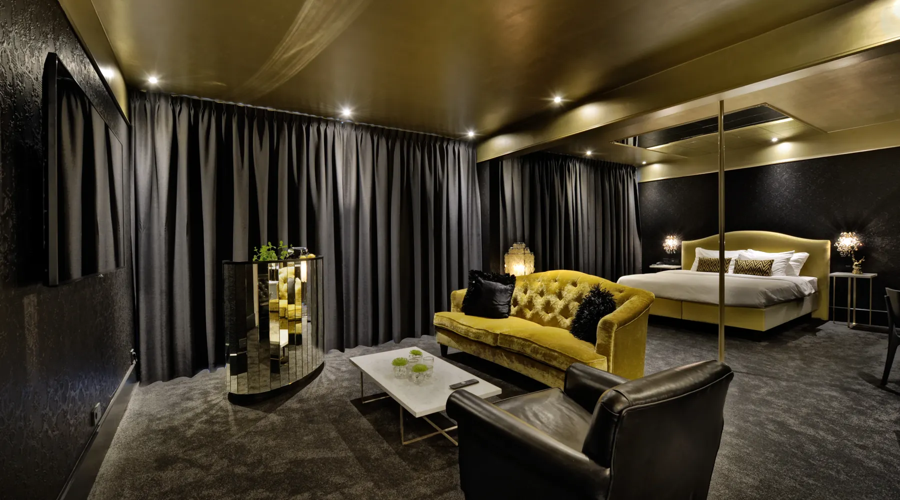 Casino Suite
