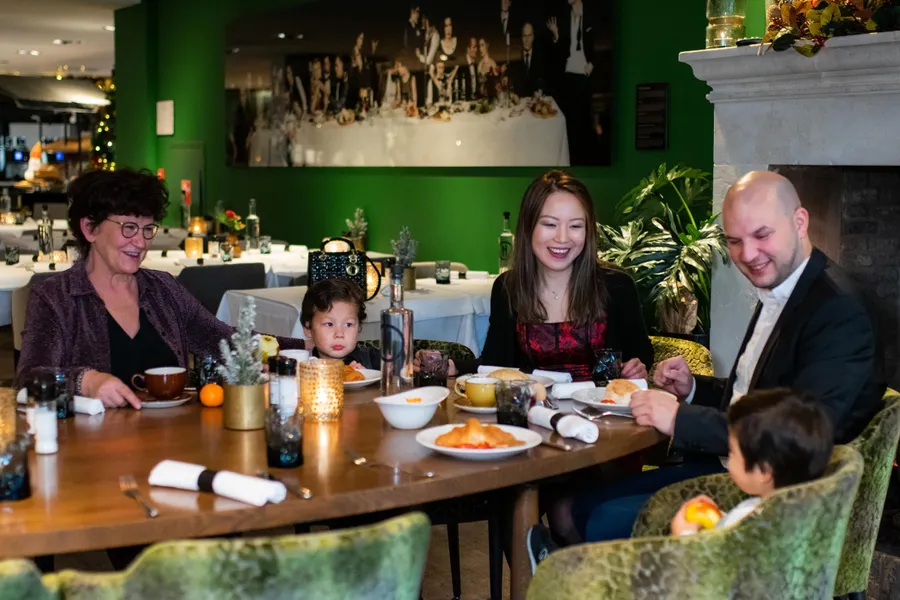 Buffet | Family | Children | Food
