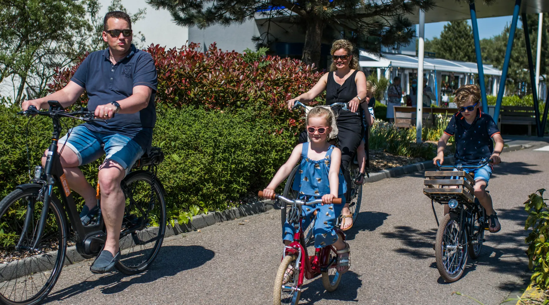 Cycling | children | family | summer