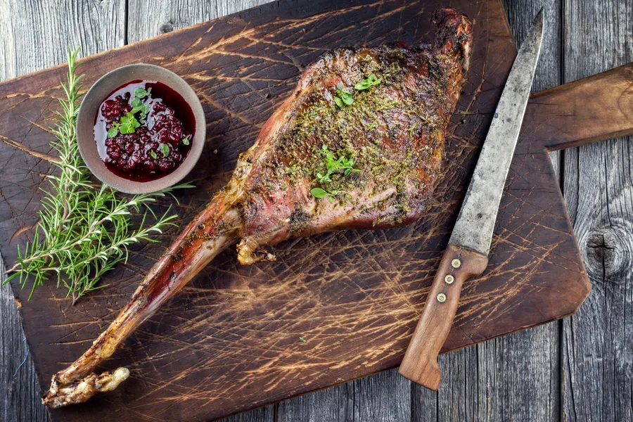Game dish