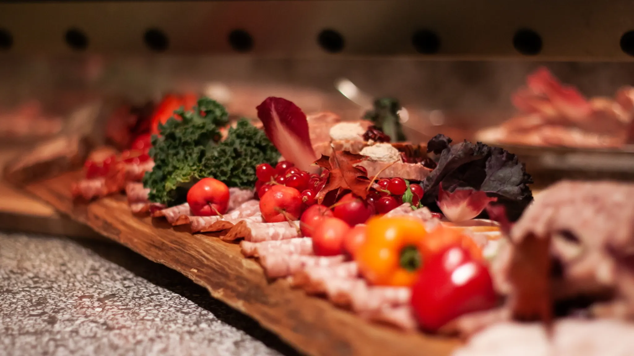 Game dish