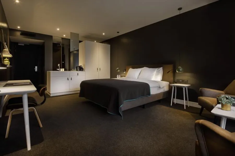Hotelzimmer | Bett | Van der Valk Hotel Sassenheim