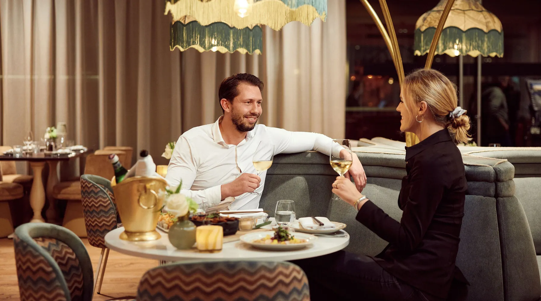 OZZO Oriental Restobar | Sushi | Couple | Romantic | Dinner