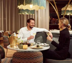 OZZO Oriental Restobar | Sushi | Couple | Romantic | Dinner