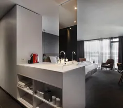 Open badkamer familiekamer Hotel Sassenheim
