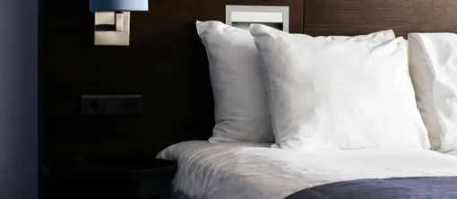 Lit d'hôtel antiallergique | Chambre d'hôtel antiallergique | Oreillers antiallergiques