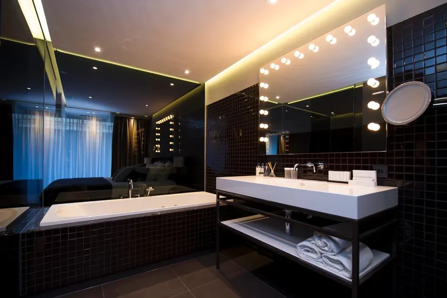 Badezimmer VIP Suite | Van der Valk Hotel Sassenheim-Leiden