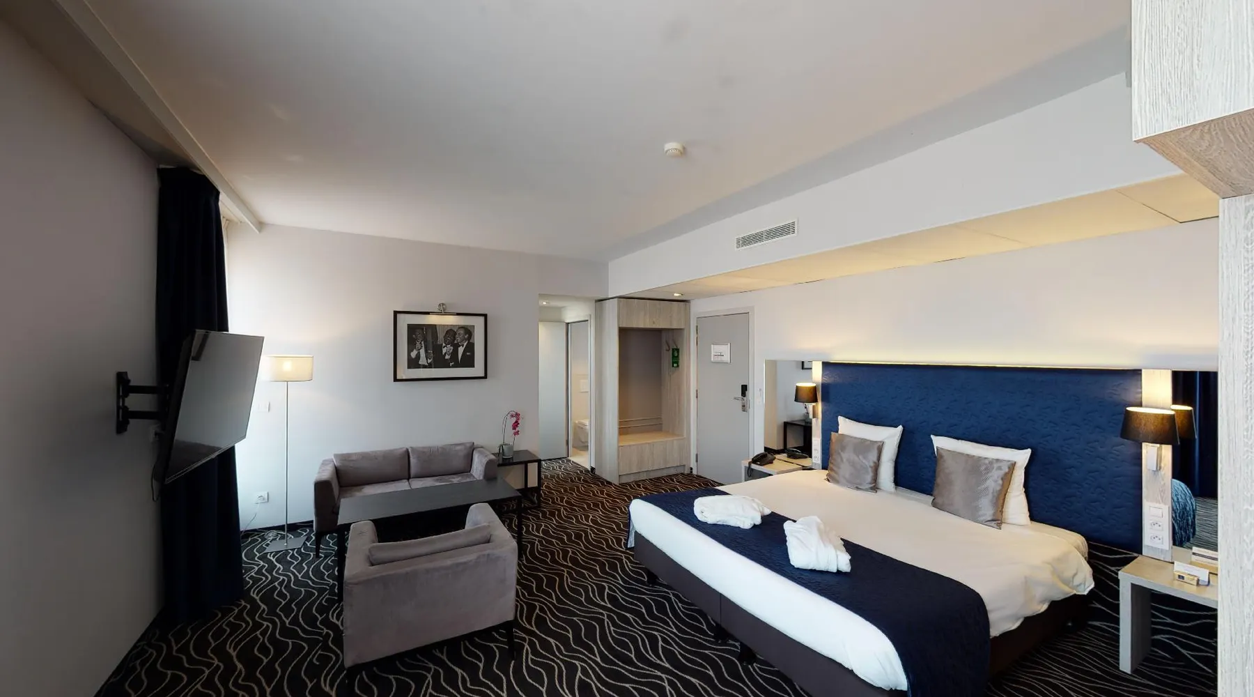 Schreibtisch - Business Suite - Van der Valk Hotel Mons Congres