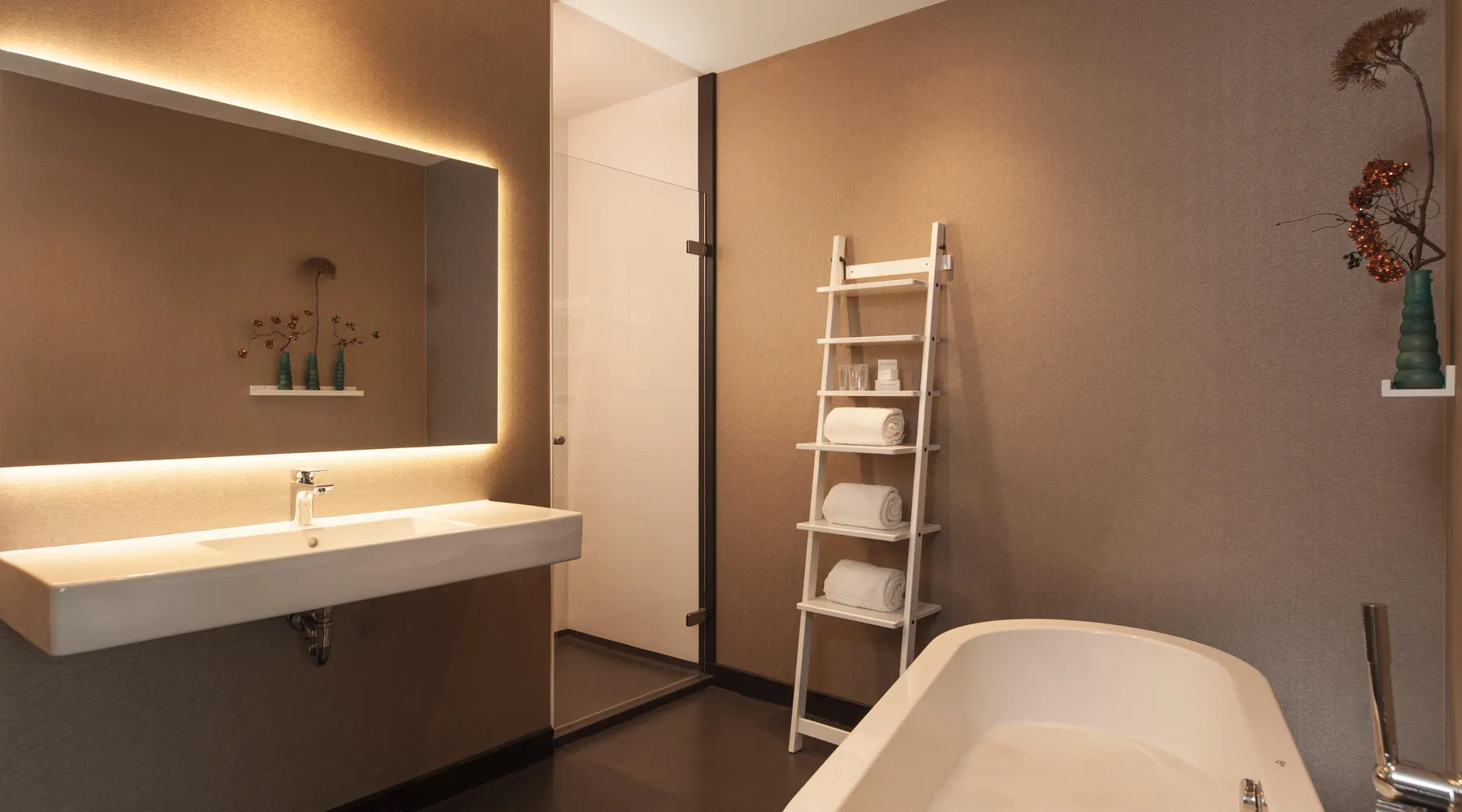 Deluxe hotelroom with bath