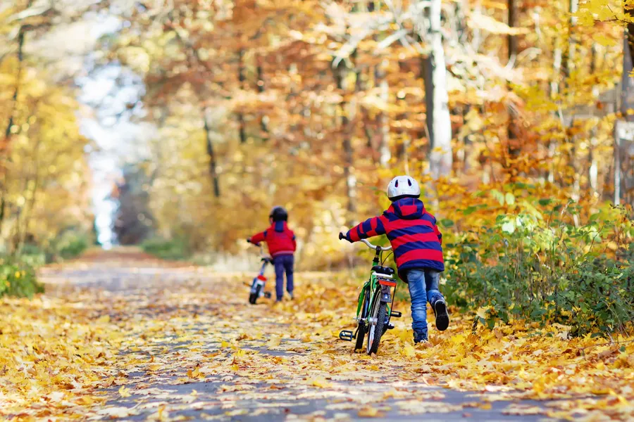 kids-biking