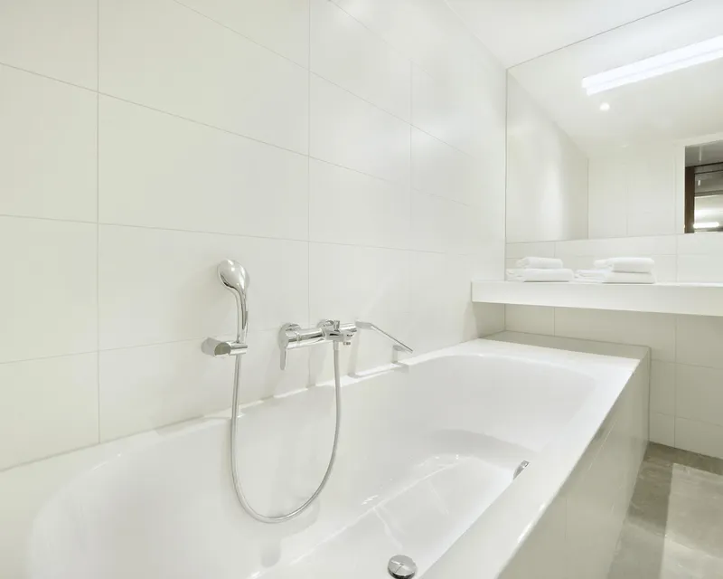 Badezimmer Komfort Zimmer Van der Valk Hotel Nijmegen-Lent