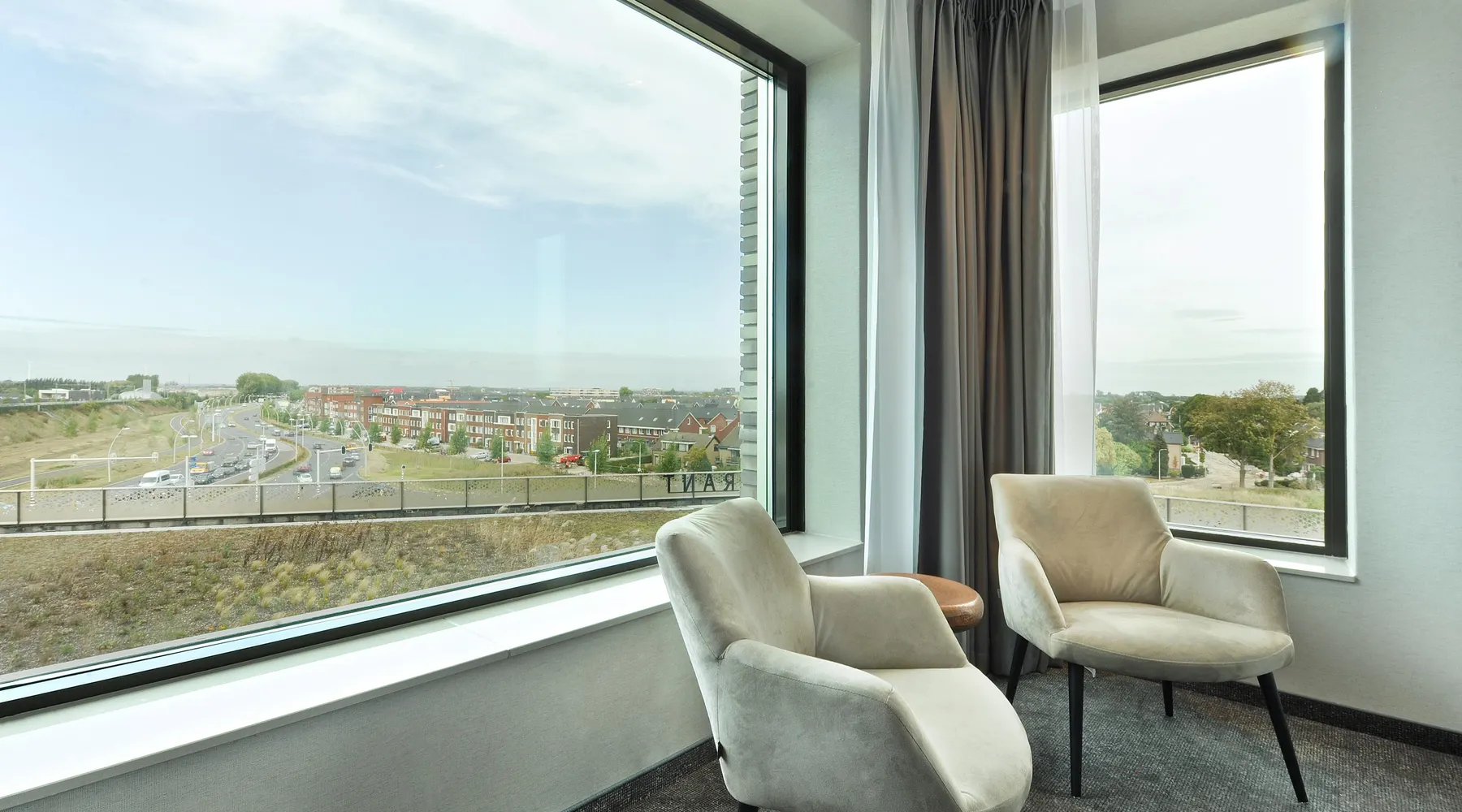 Comfort familiekamer (ouderslaapkamer) Van der Valk Hotel Nijmegen-Lent