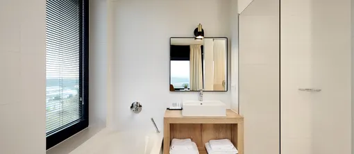 Bathroom executive room