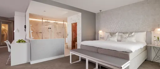Bed Wellness Suite White Hotel Groningen-Hoogkerk