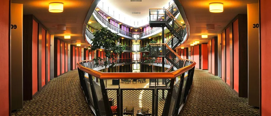 Atrium hotel rooms Van der Valk Hotel Ridderkerk
