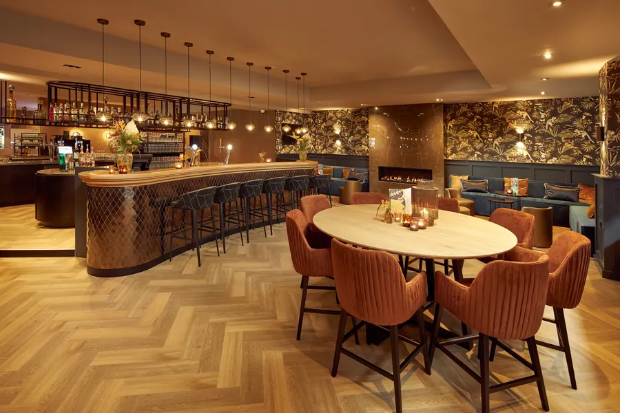 Van der valk Zuidbroek Bar