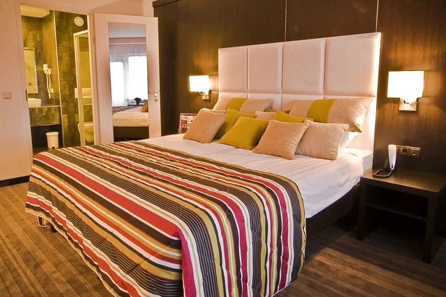 Comfort room