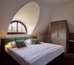 Sleeping room
