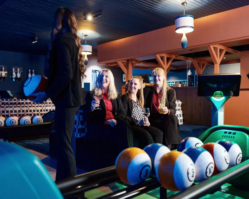 Bowling