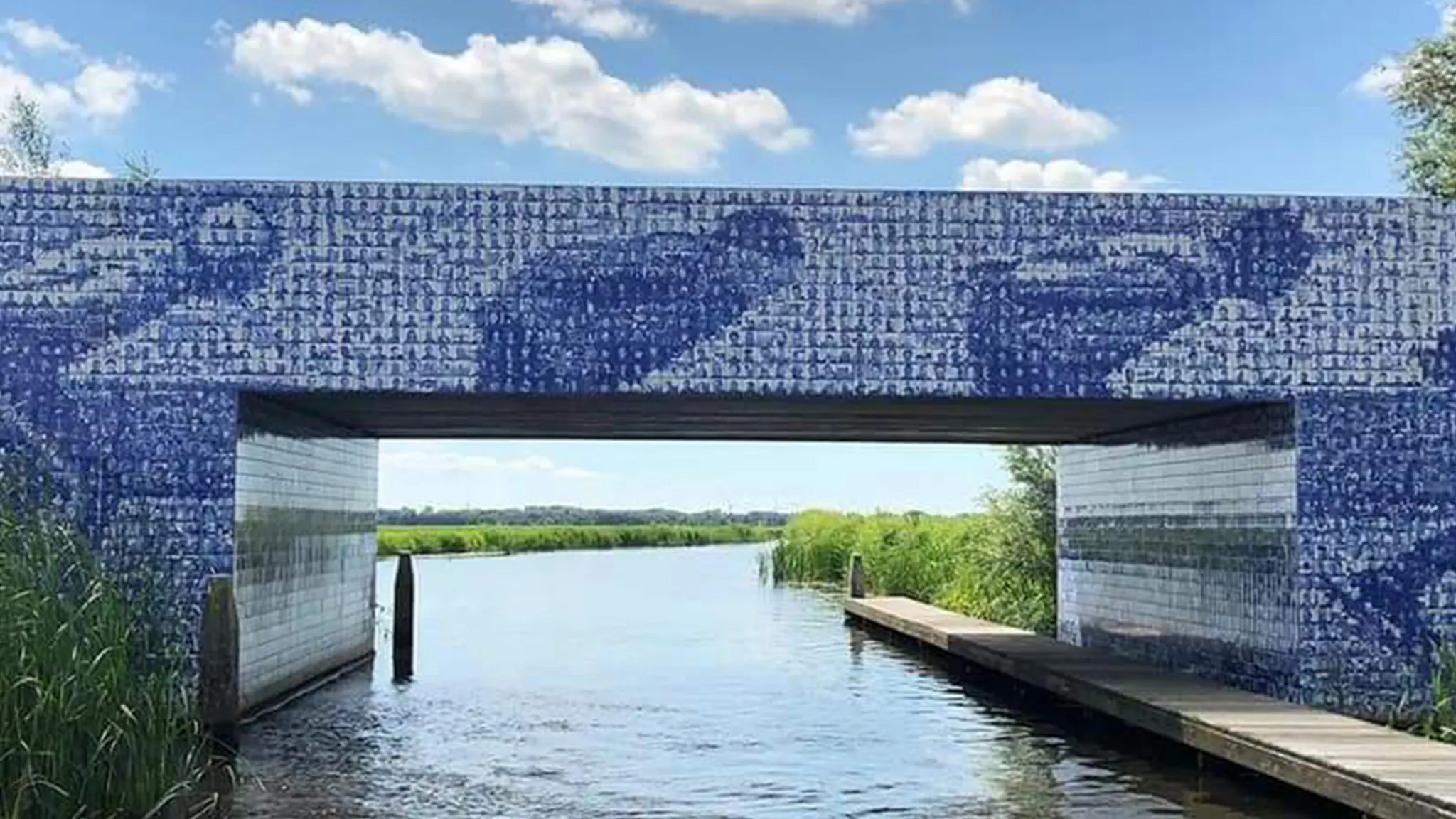 Tegeltjesbruggetje Bootverhuur de Bonkevaart