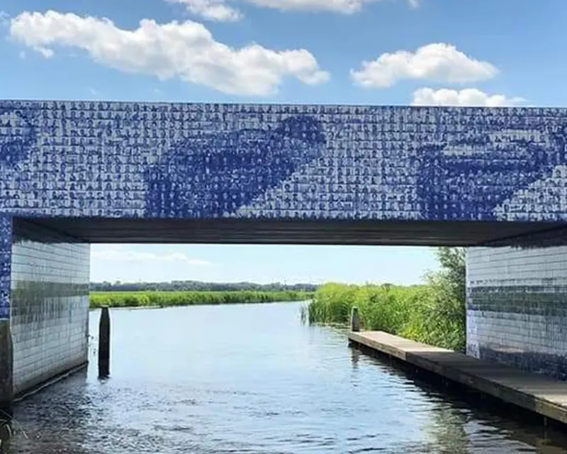 Tegeltjesbruggetje Bootverhuur de Bonkevaart