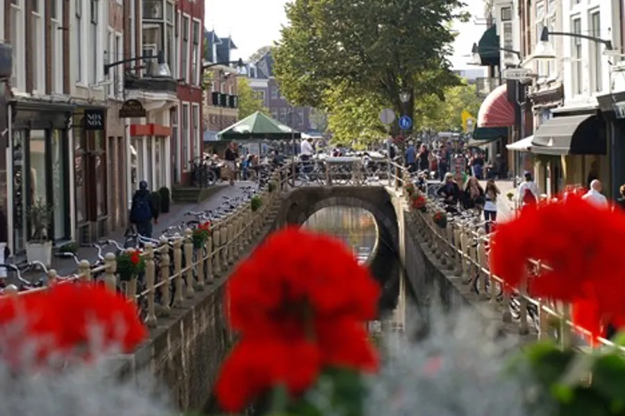 Leeuwarden by water