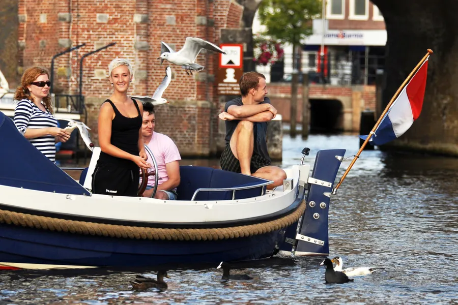 Enjoy on the water arrangement