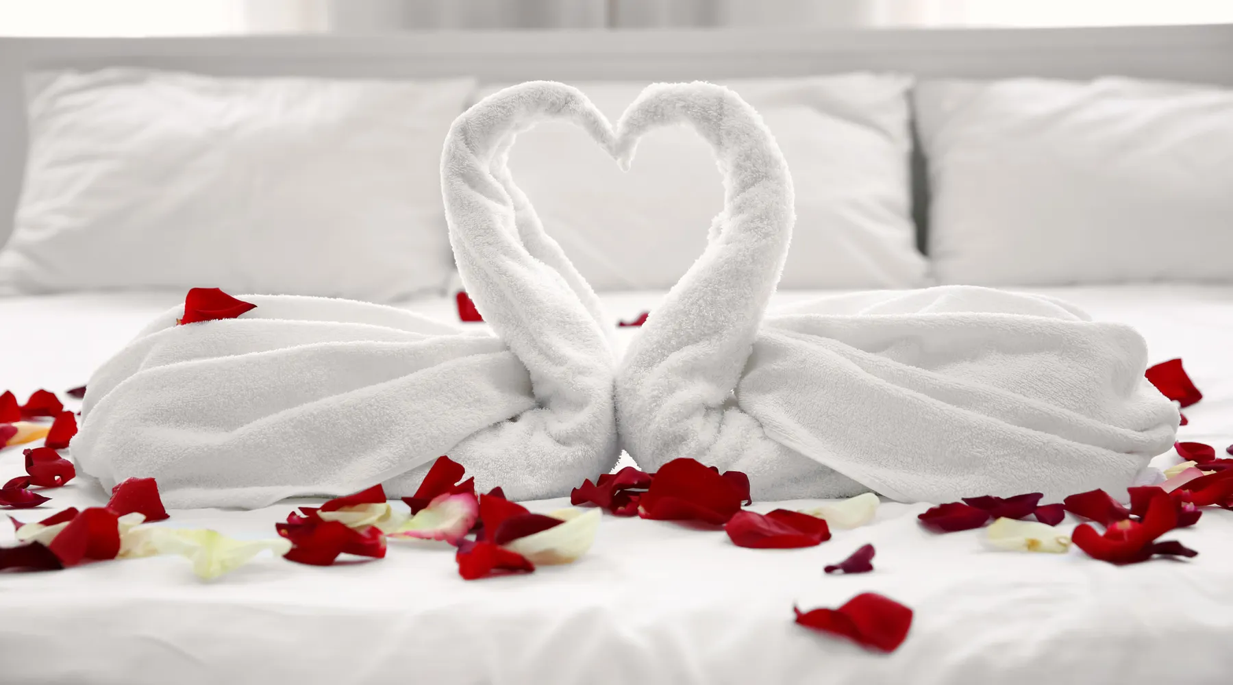 Versierd bed Valentijn