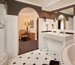 Bathroom Comfort Room Hotel Hardegarijp-Leeuwarden