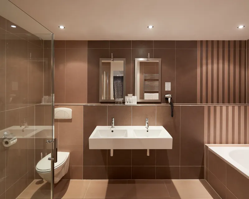 Badezimmer Comfort Zimmer Hotel Hardegarijp-Leeuwarden