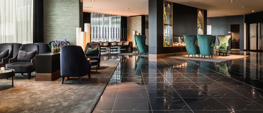Lobby van Van der Valk Hotel Zaltbommel