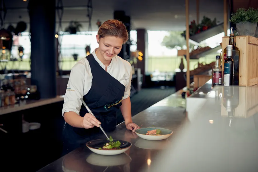 Bicycle package with dinner in Restaurant Salt