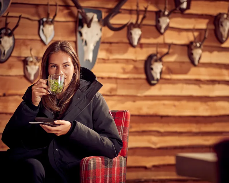 Minztee im Chalet des Hotels Zaltbommel