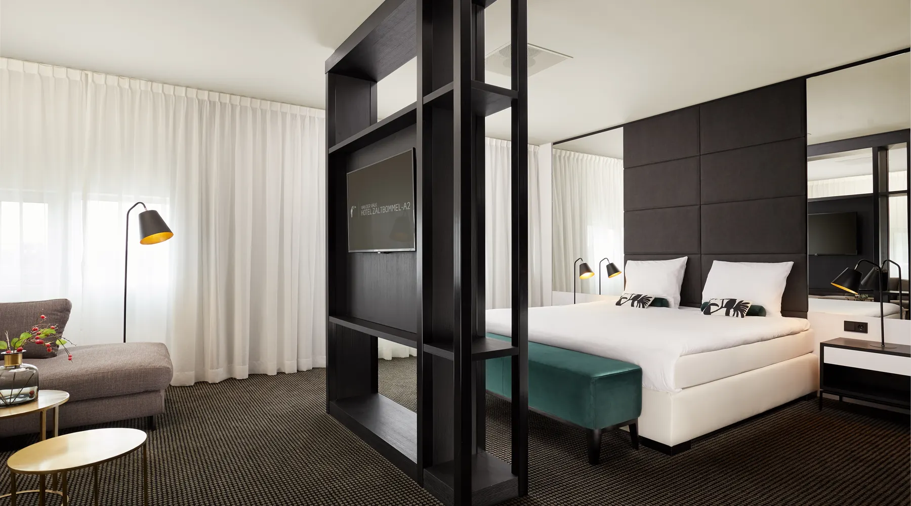 Bed in de Presidential Suite van Hotel Zaltbommel