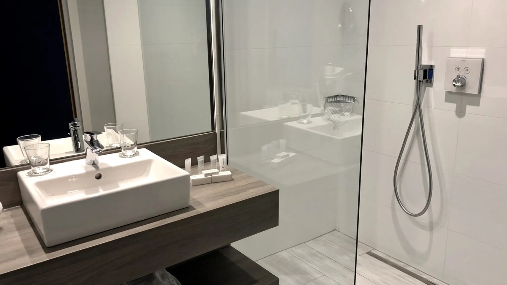 Bathroom Comfort room