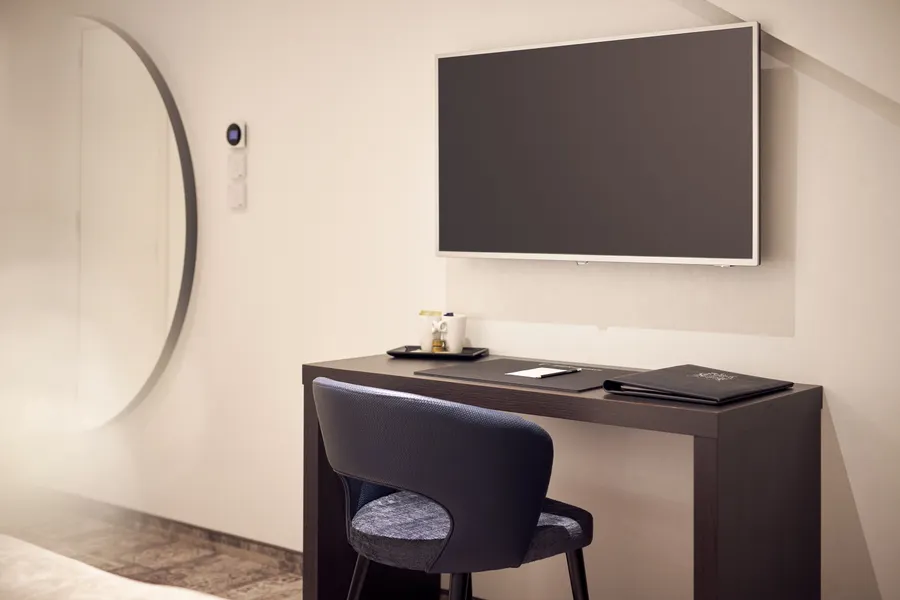 Comfort room