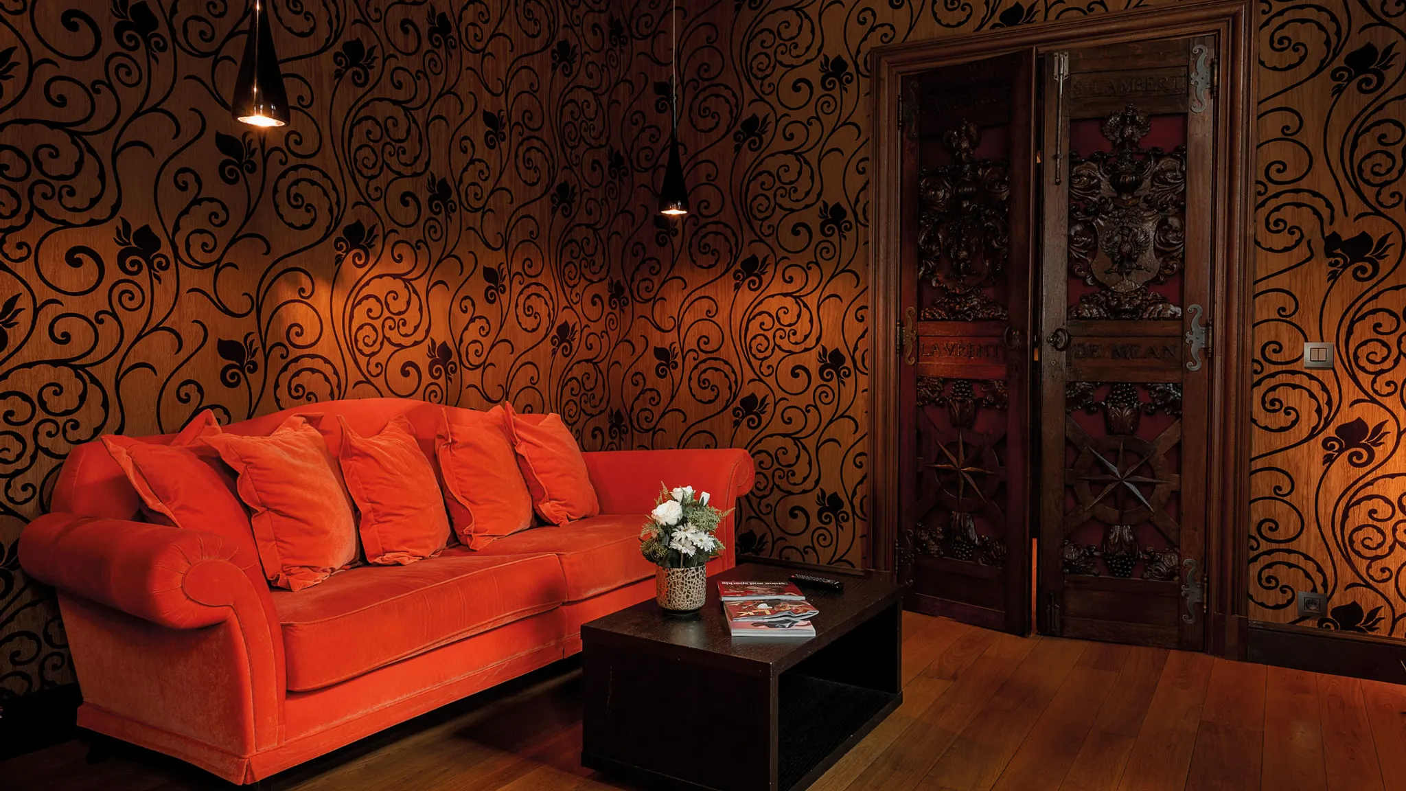 salon suite historique sélys