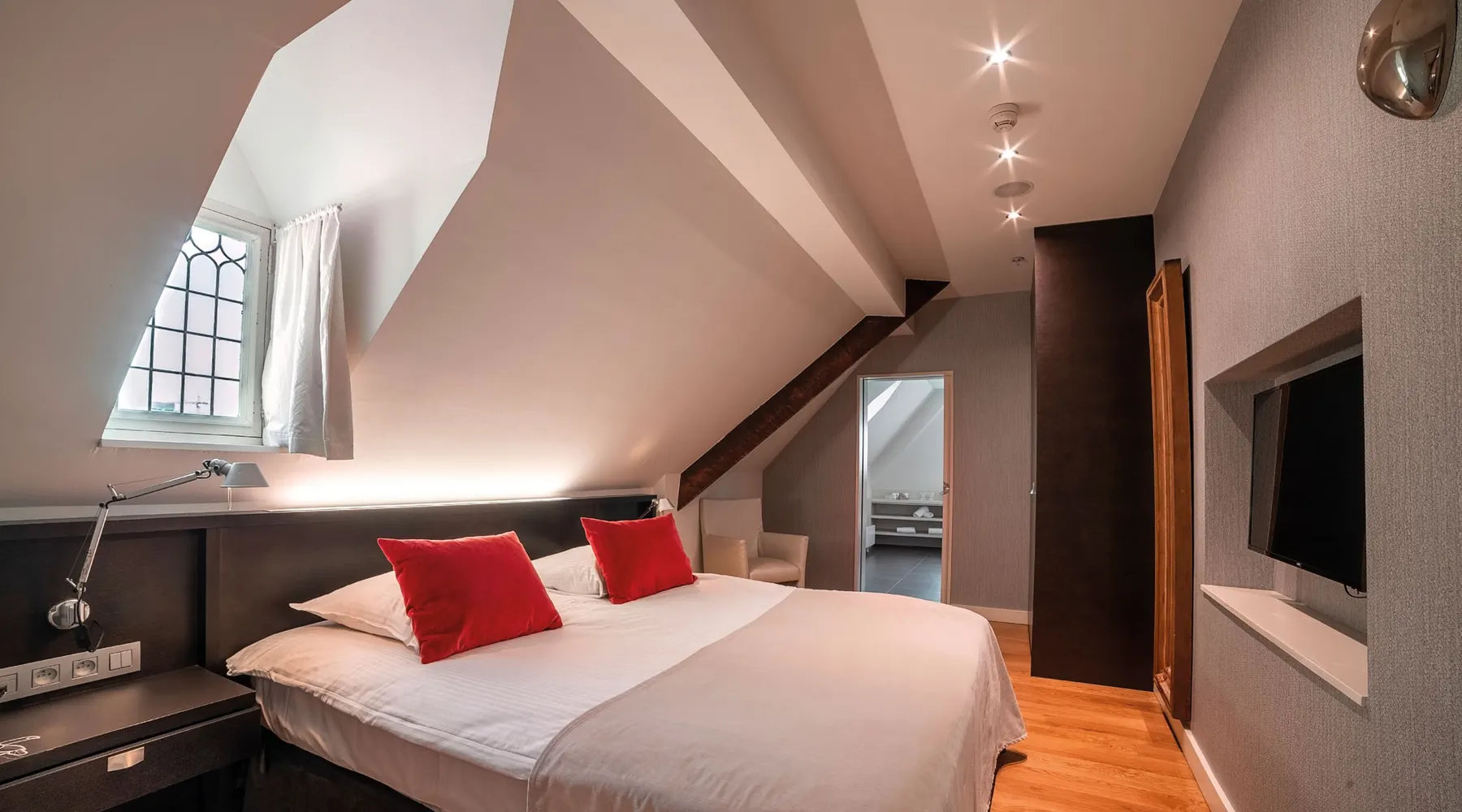 Chambre en duplex de la Suite Sélys au Van der Valk Sélys Liège