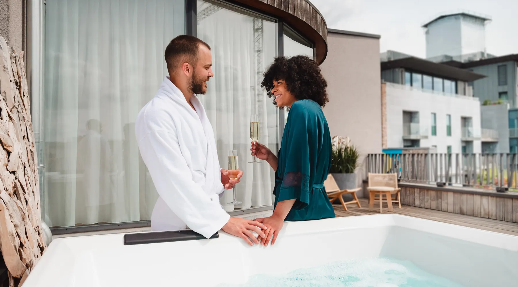suite wellness jacuzzi