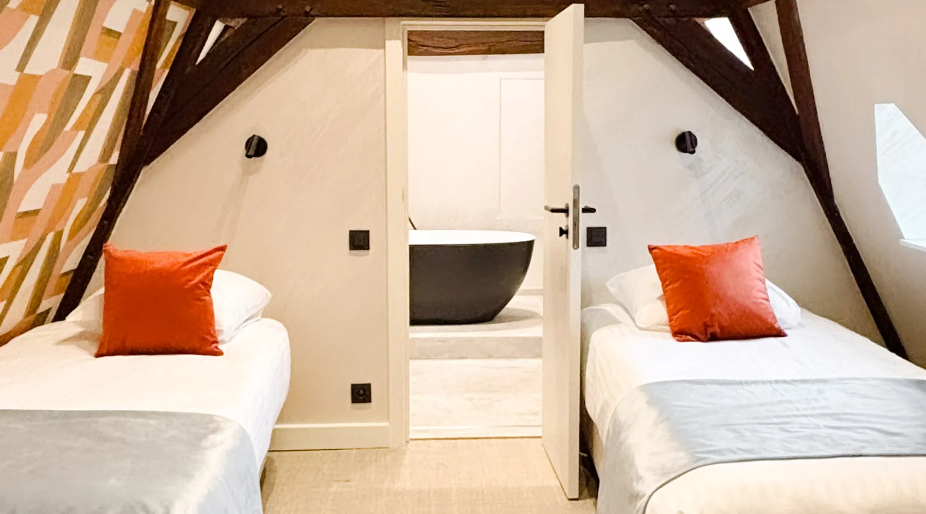 Chambre enfants avec lits simples dans la Suite 31 au Van der Valk Liège Sélys