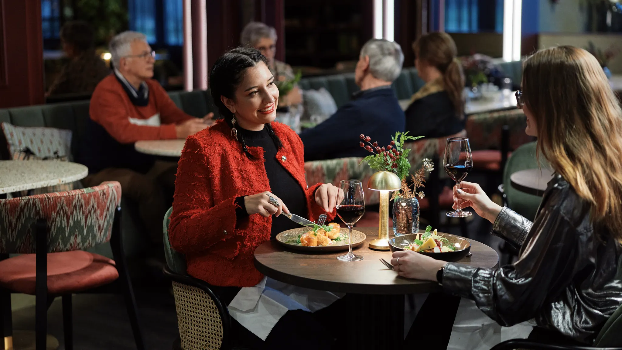 Übernachten Sie im Van der Valk Hotel Texel - De Koog und erleben Sie den Herbst an der Küste mit Komfort und kulinarischem Genuss.