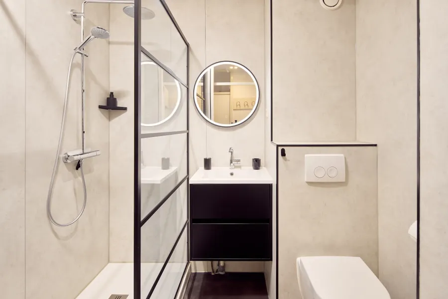 Bathroom flat 2 persons