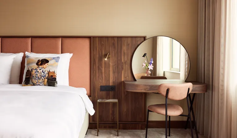 Bett im Deluxe-Zimmer
