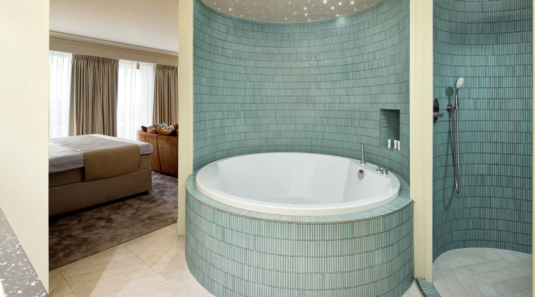Palace suite