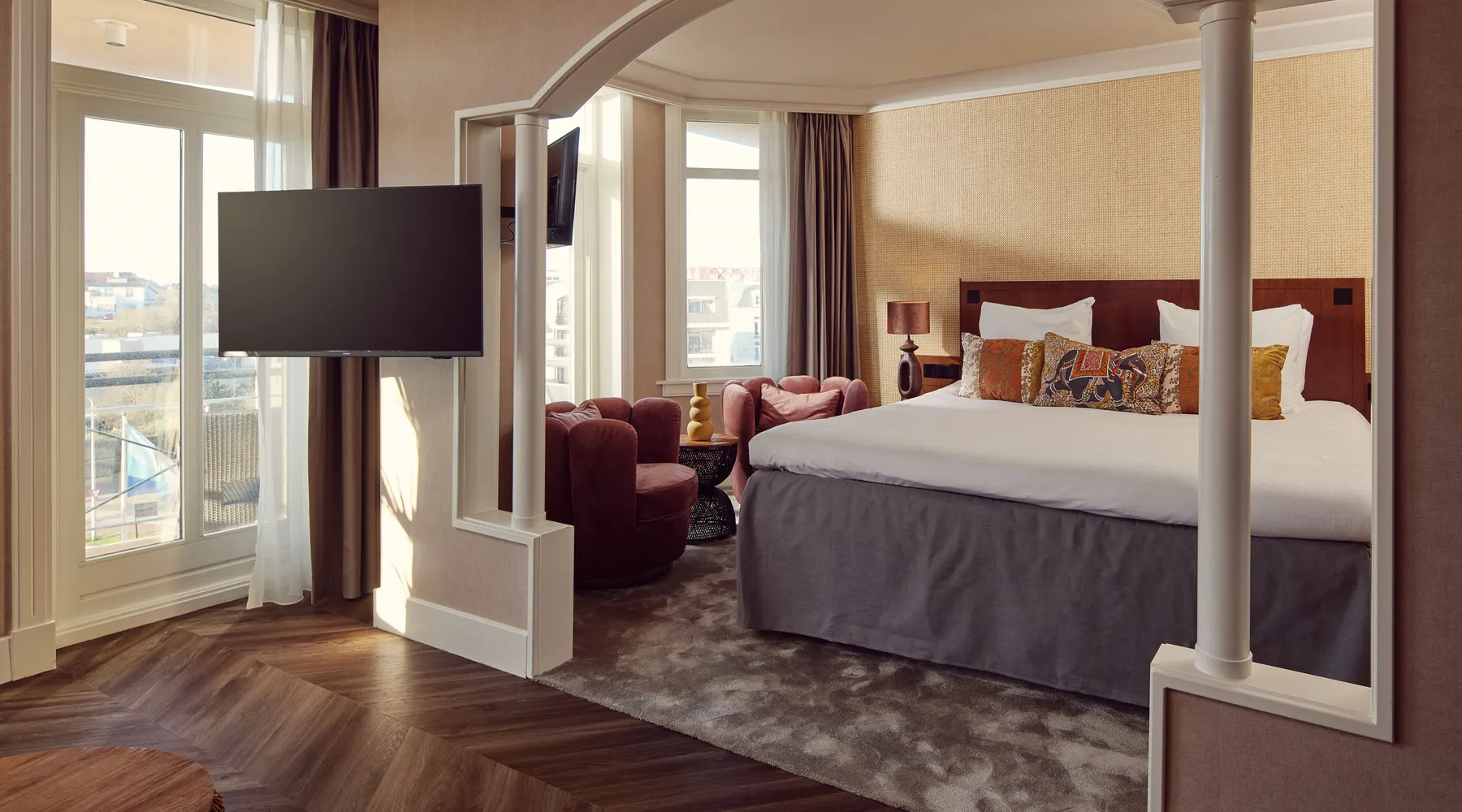 Oriental suite