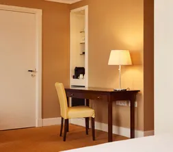 Bureau in een superior kamer