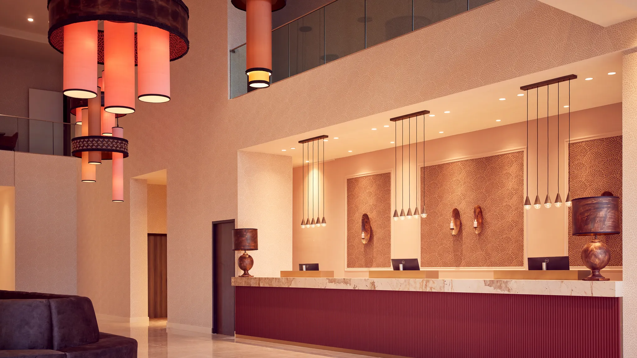 Lobby van Van der Valk Hotel Gorinchem-A15