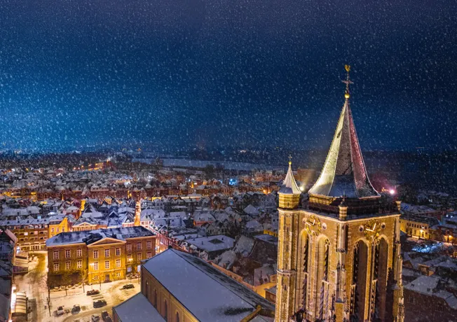 Snow-covered houses in Gorinchem