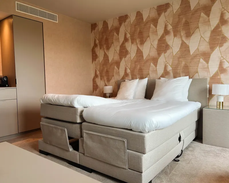 Bed disabled friendly room Van der Valk Gorinchem