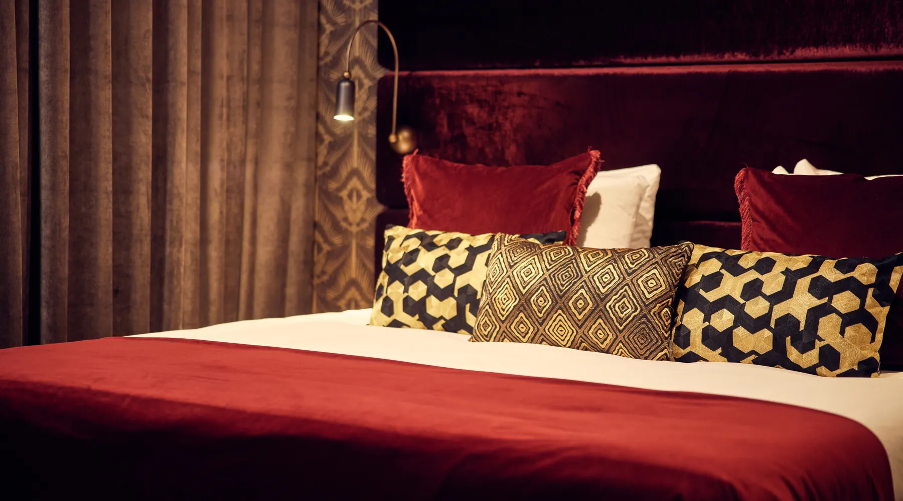Bed Las Vegas Suite | Van der Valk Hotel Gorinchem-A15